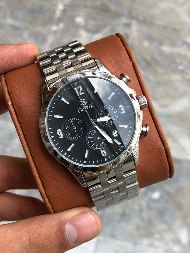 ساعت مچی داویکس کرنوگراف مردانه کد ۲۰۰۷ نقرهای صفحه مشکی